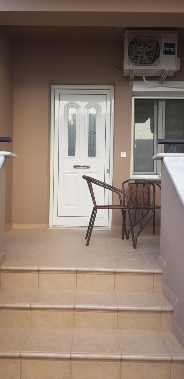 Athinas Apartment Тасос Экстерьер фото