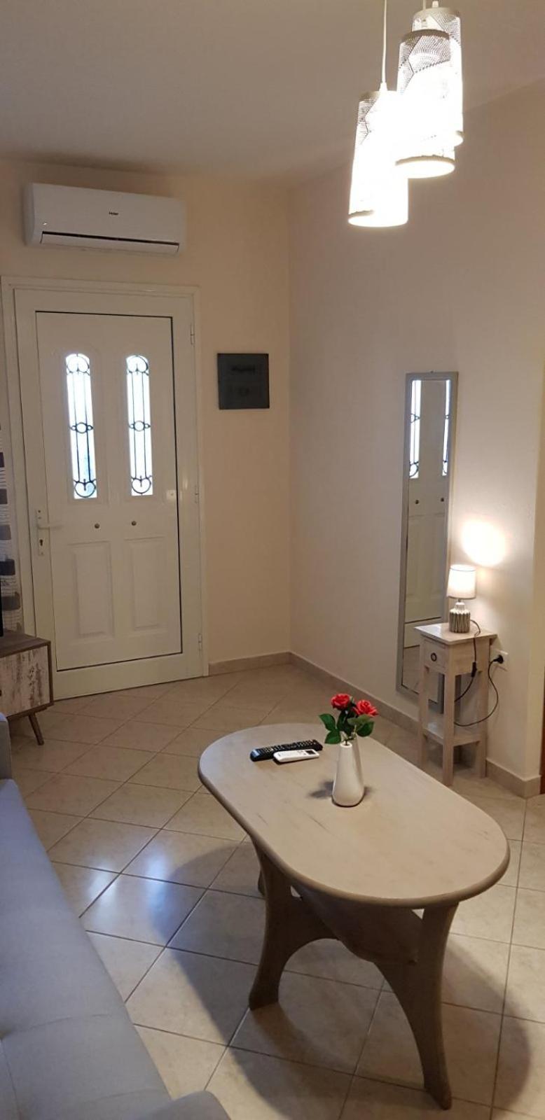 Athinas Apartment Тасос Экстерьер фото