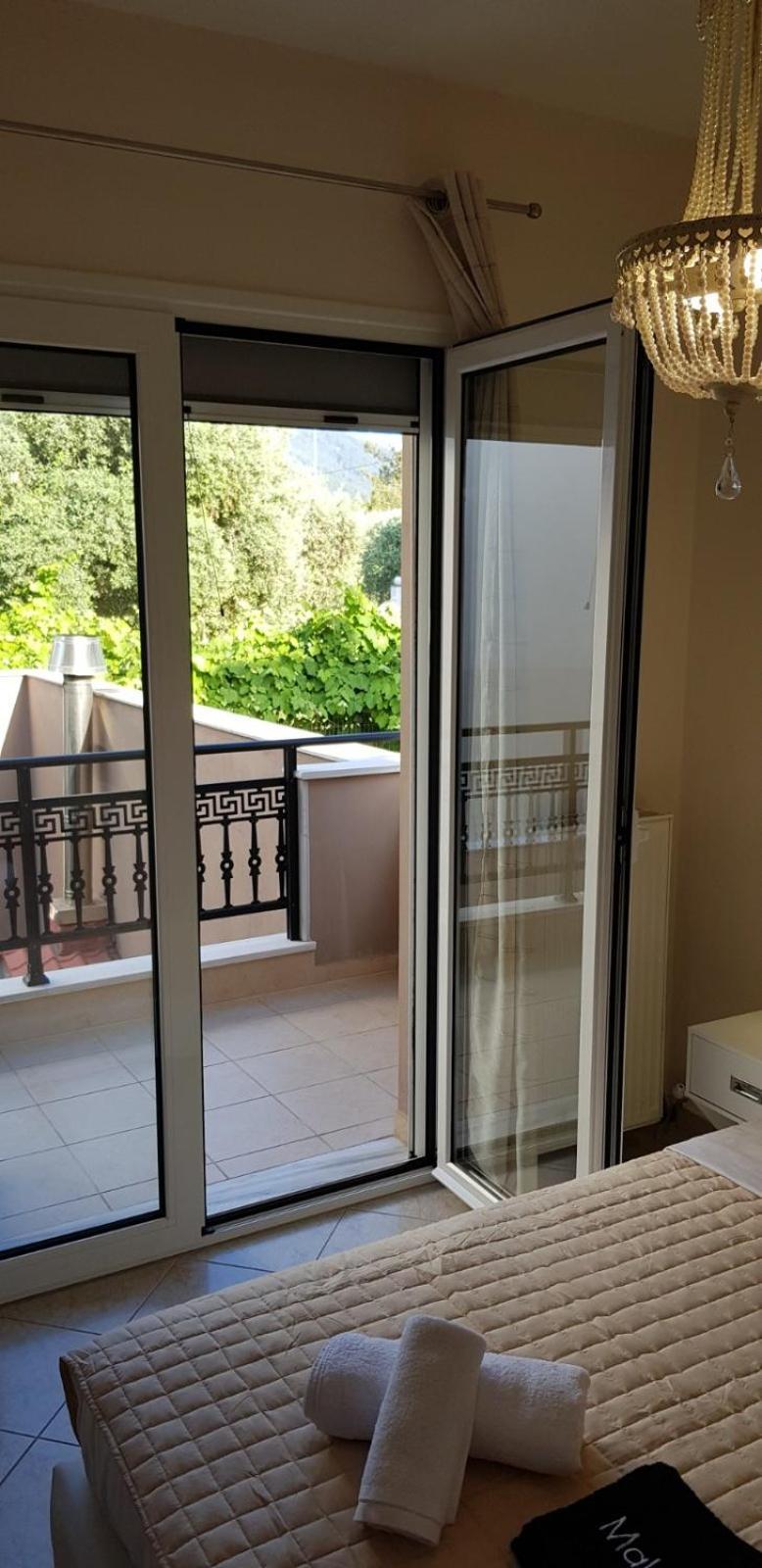 Athinas Apartment Тасос Экстерьер фото